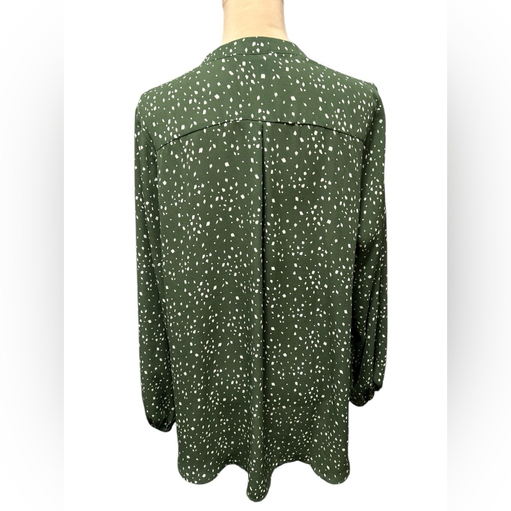 Lush Warren Split Neck Blouse Green Background Wi… - image 3